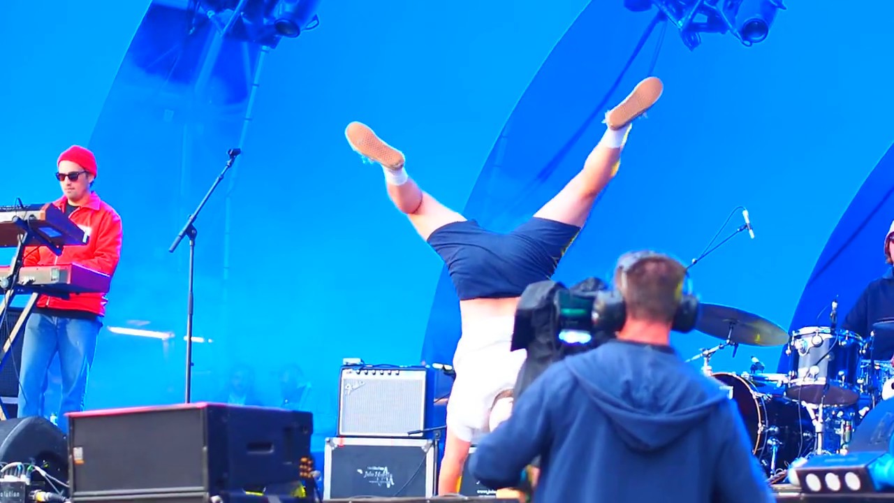 Mac DeMarco - My Old Man Live @ All Points East Festival