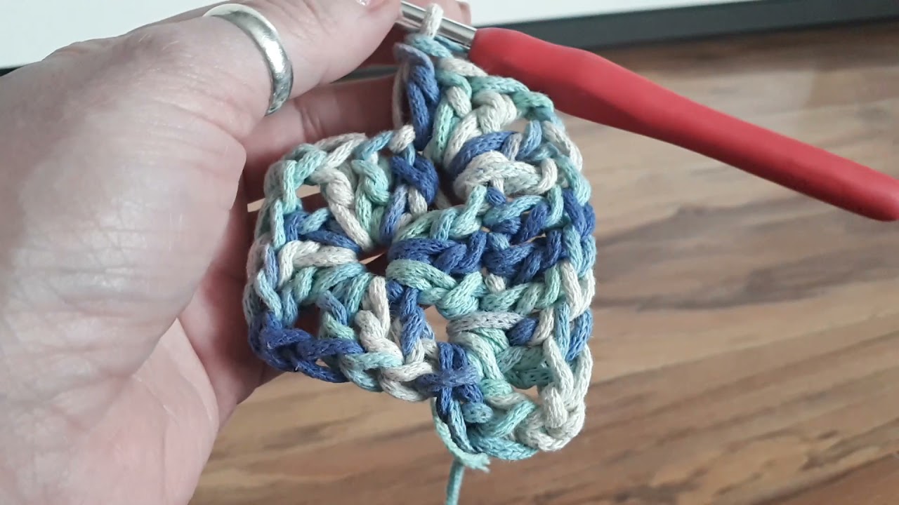 Zigzag táska horgolása, ahogy Dotti horgolja