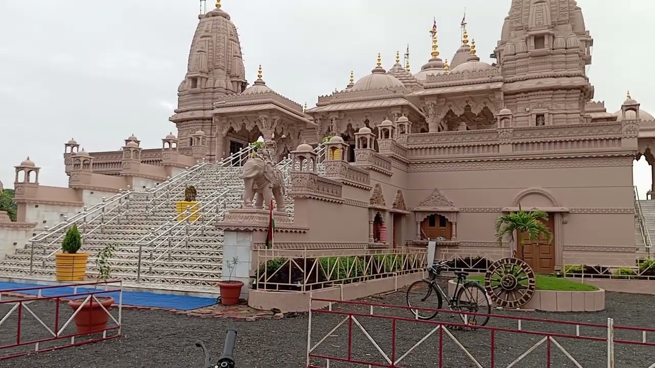 Bagasara Swaminarayan Mandir Temple Veri nice