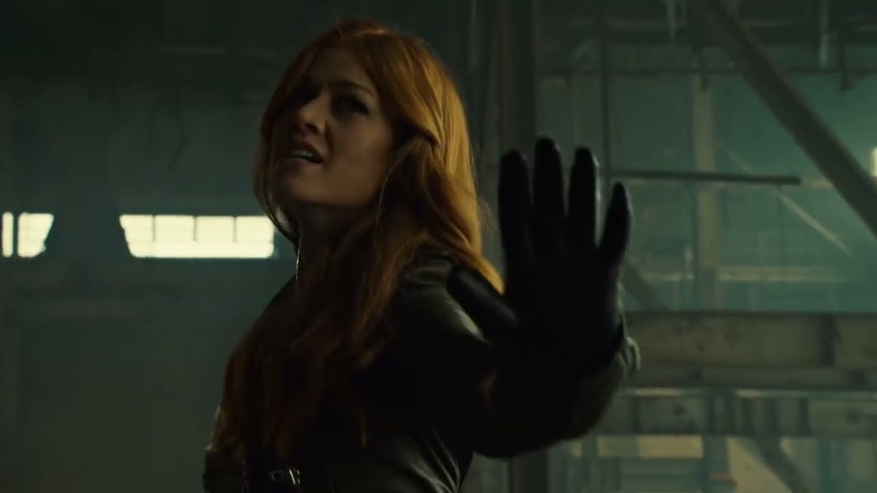 Clary Fairchild ➰️ Logoless S3B