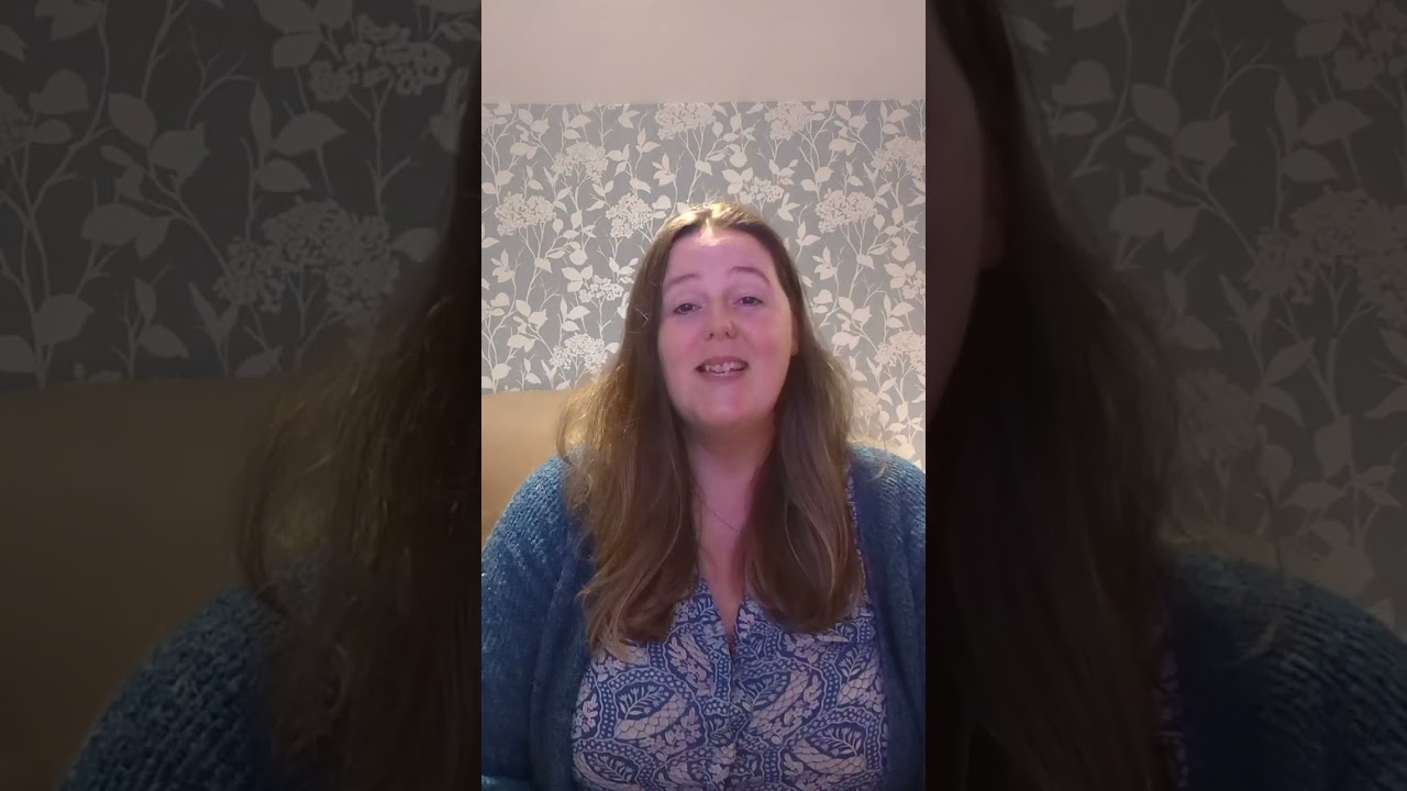 Wizard-I Wish it Could be Christmas Every Day- Makaton Sign Language