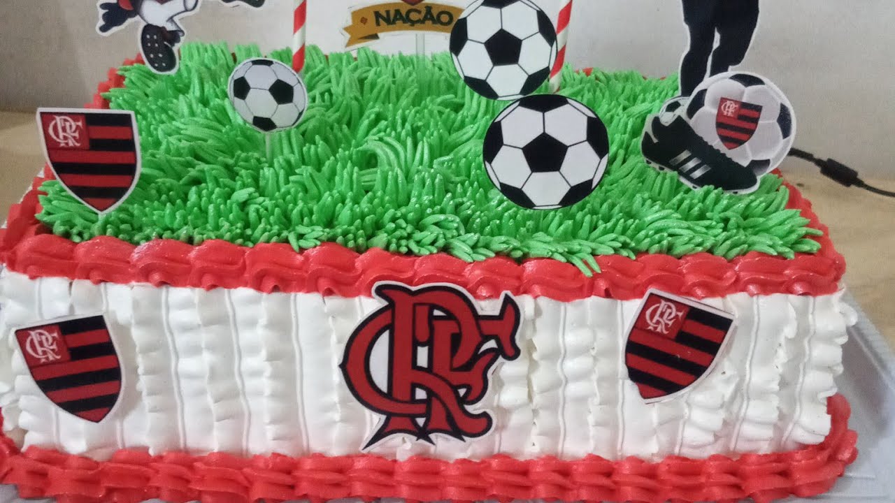 Bolo do flamengo quadrado
