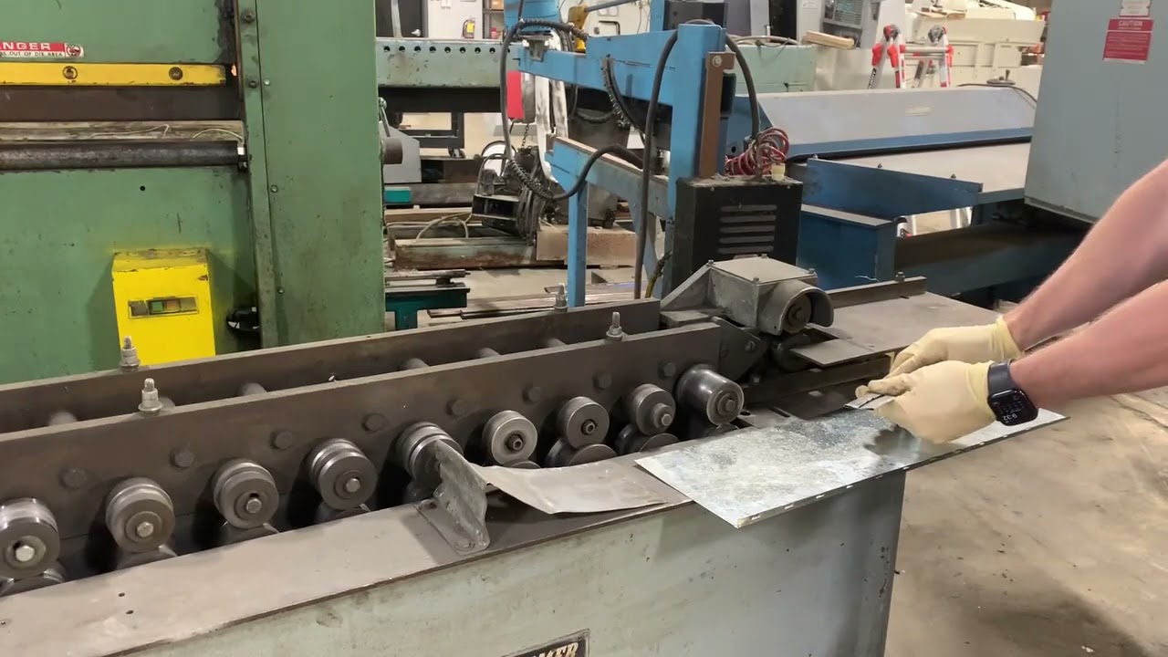 Lockformer Cleatformer 22 Gauge with S Cleat Slitting Attachment