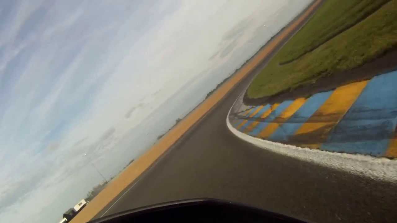 bugatti 02/10/13 session D en honda x11
