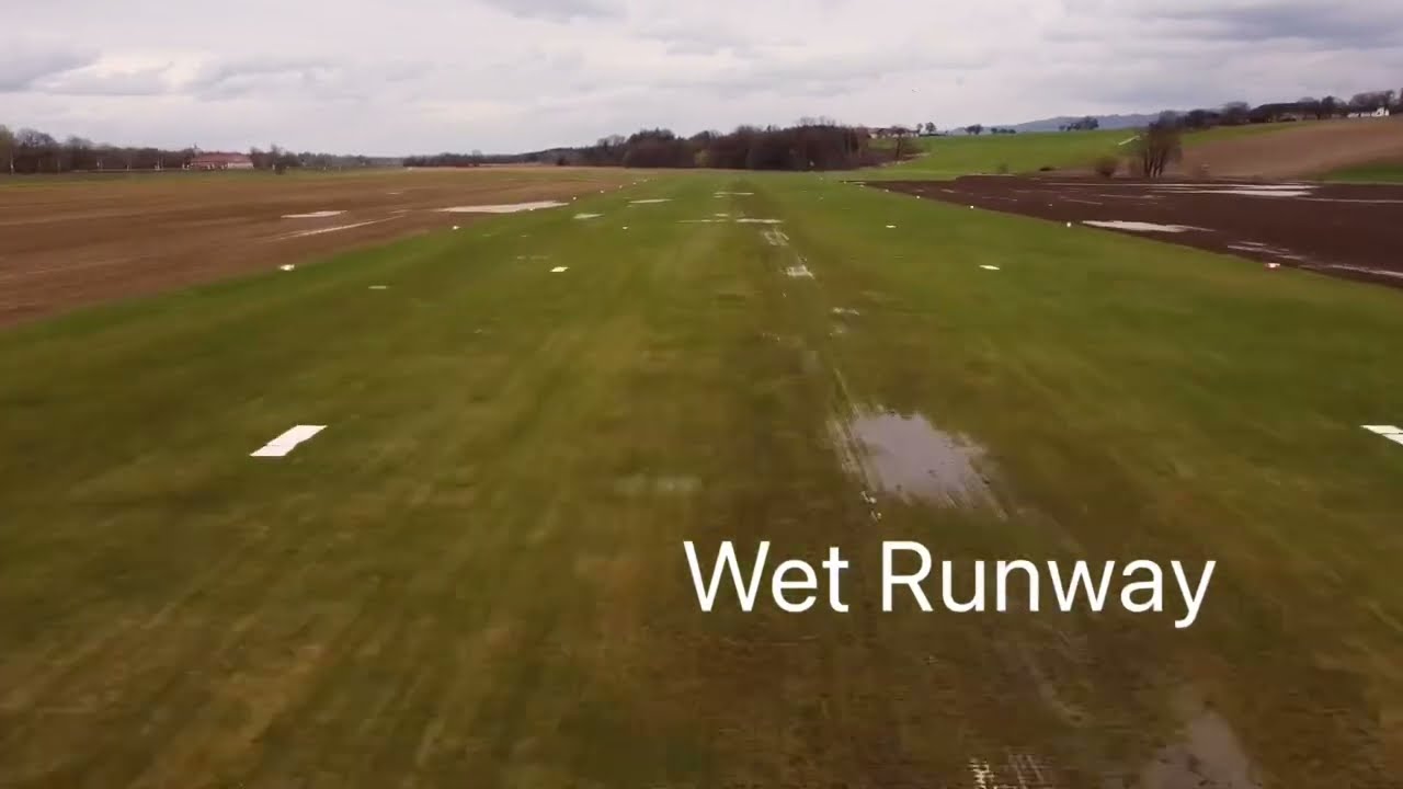 LOLT: Wet Runway - Flugplatz Seitenstetten-Biberbach