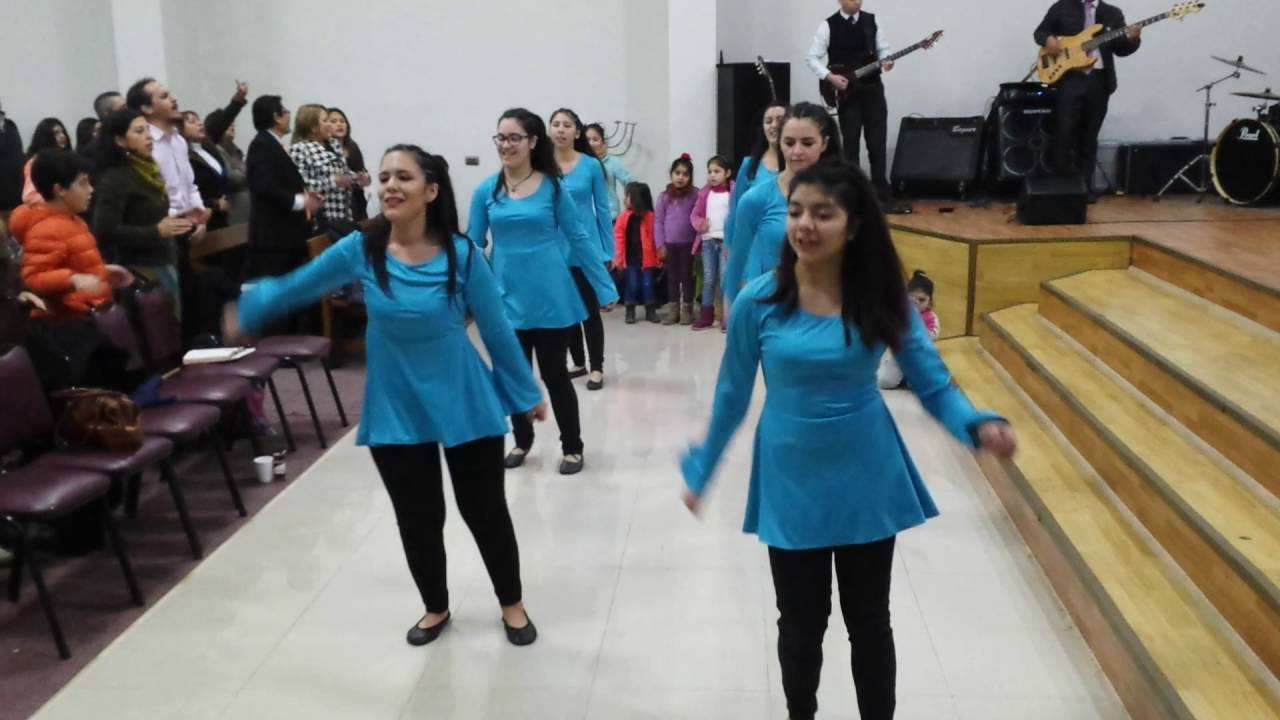 Grande y Fuerte es Nuestro Dios - JTL