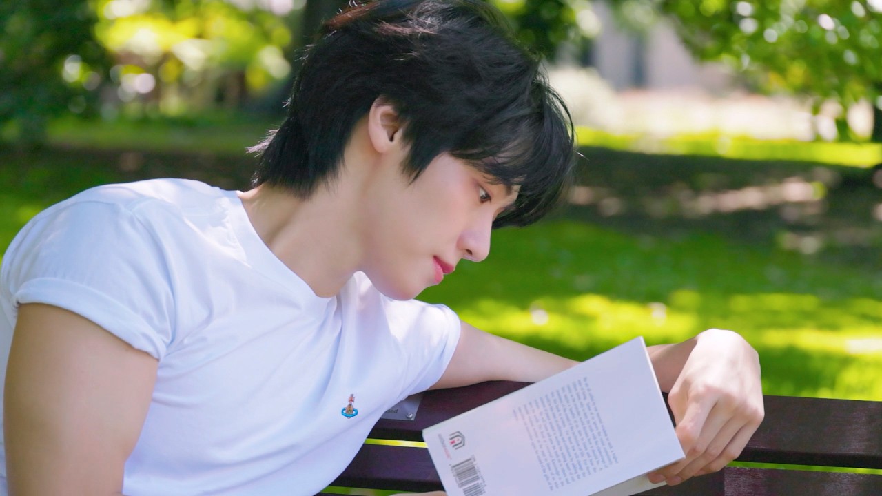 LEE SEUNG HYUB - 3rd PHOTO BOOK [Elsewhere, Slowly] Elsewhere FILM