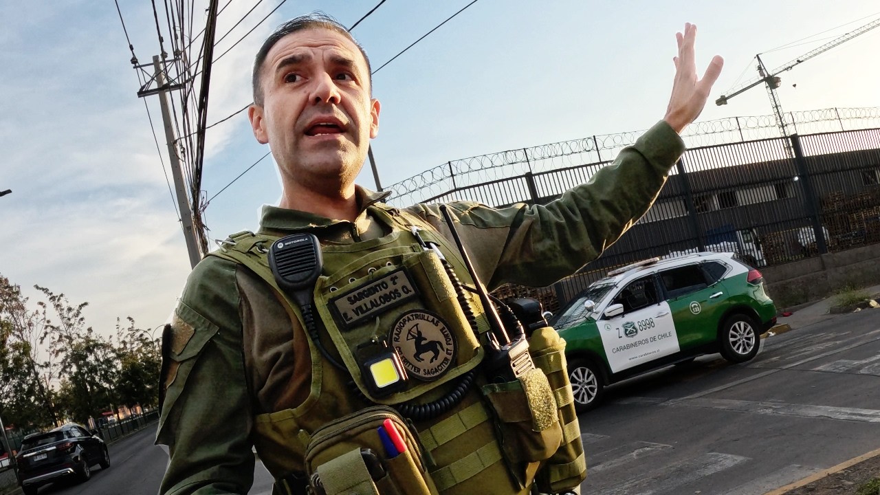 Looking For a Thrill in Chile's Most Dangerous Hood