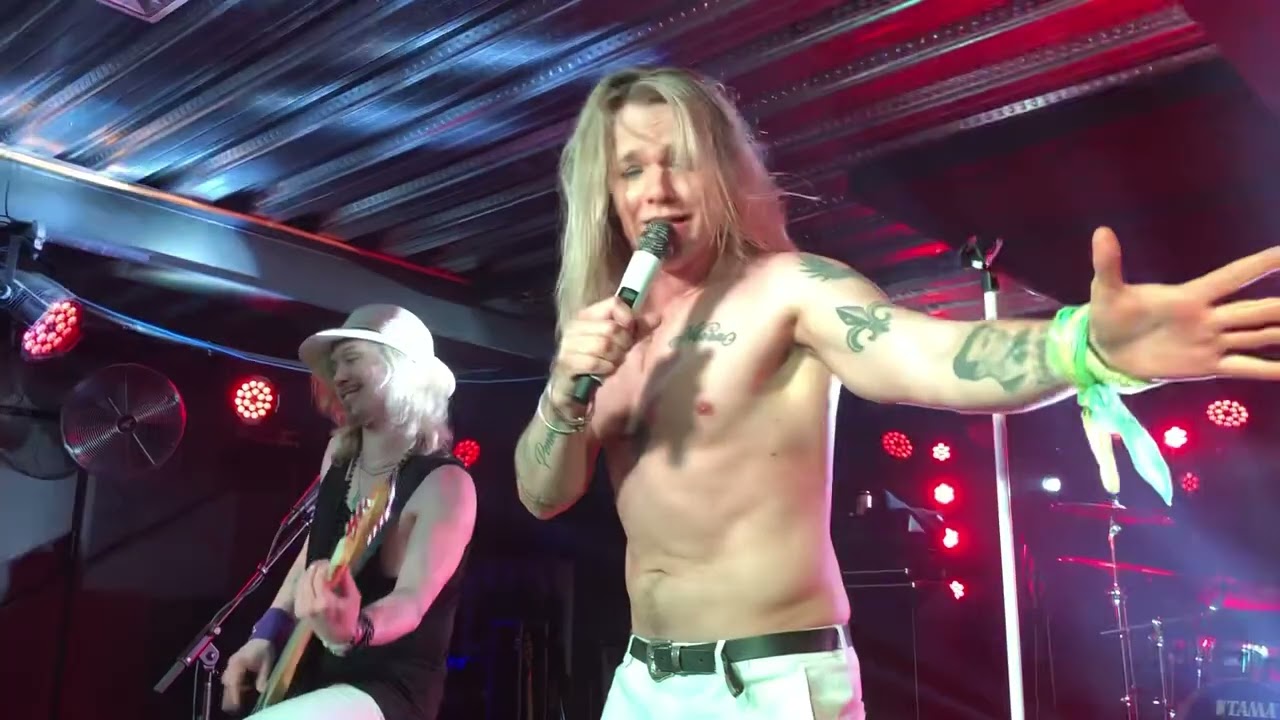 RECKLESS LOVE EN CHILE - 2023 - HOT❤️🔥