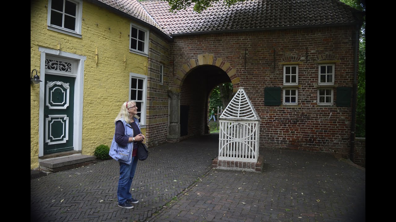 Die Manningaburg in Pewsum