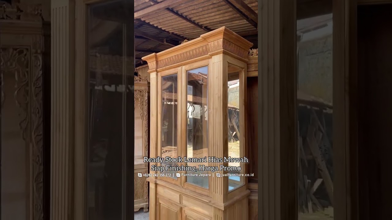 Lemari Hias Minimalis Elegan 2 Pintu Luxury Jepara