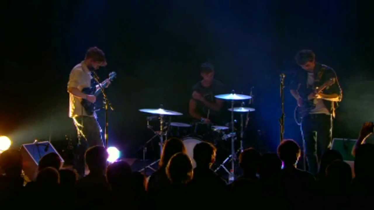 TTNG - 26 is Dancier than 4 - Live at Epic Studios (This Town Needs Calpol)