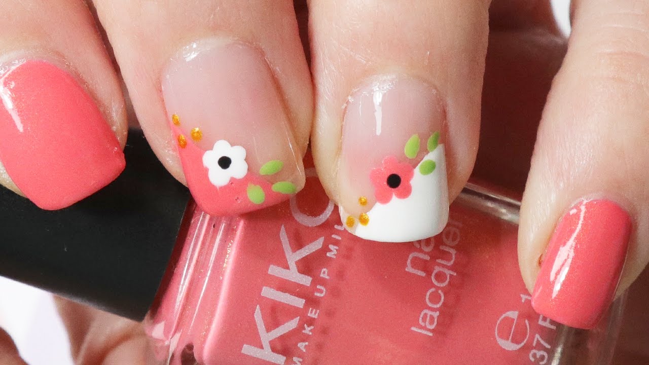 FRENCH Manicure! Diagonal French Tip and Flowers Nail Art / Cute Nails