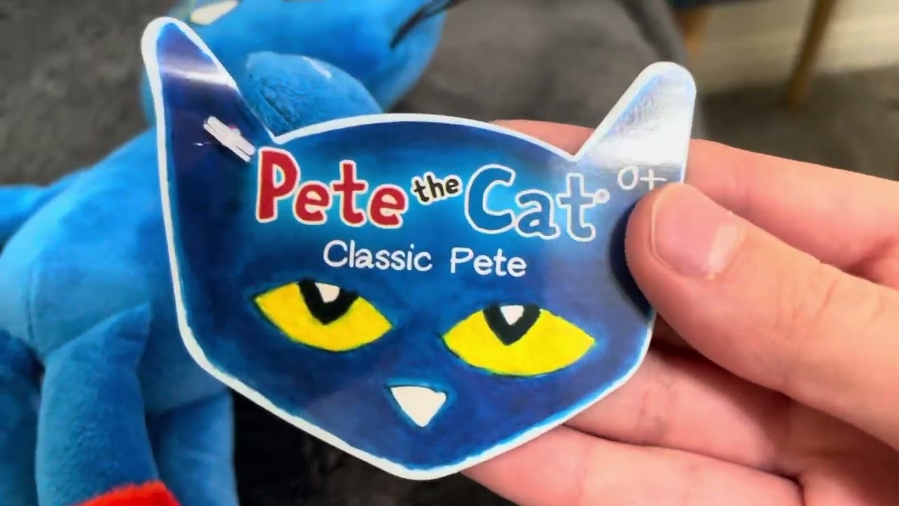Pete the Cat plush unboxing!