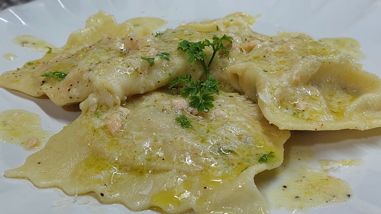 RAVIOLI DI SALMONE E PATATE