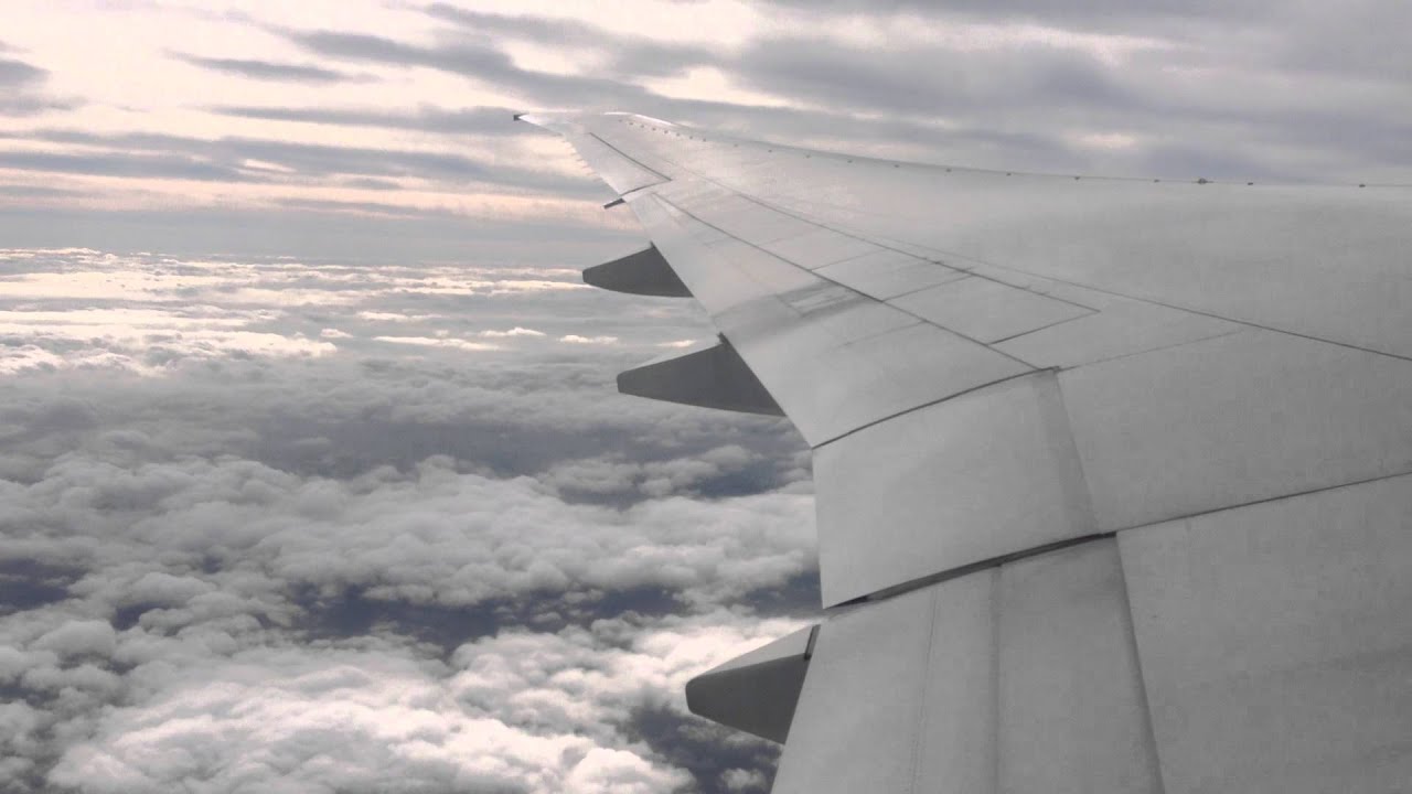 Air Canada 777-300er Take off from Tonronto to Narita