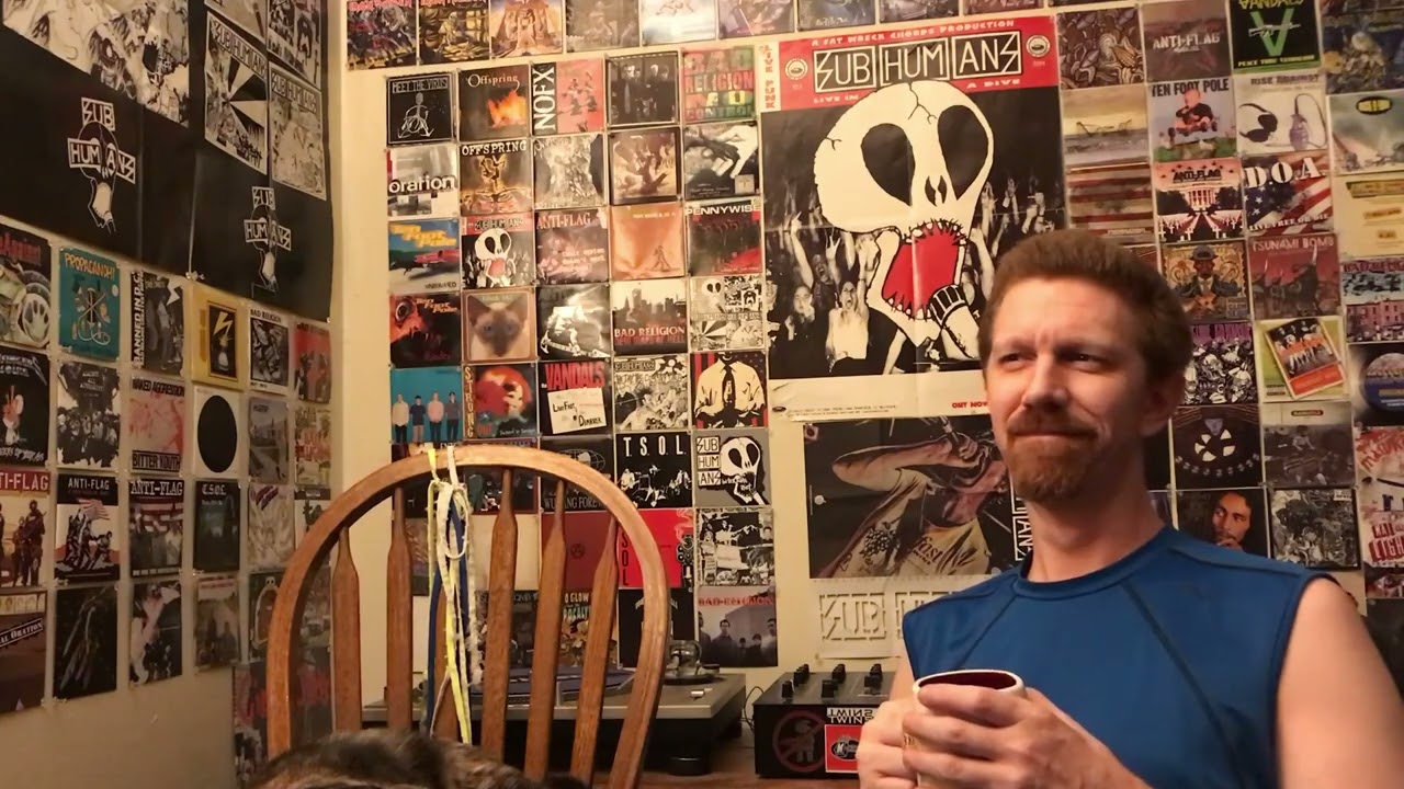 Shnootz - Reaction Video (Madonna - Justify My Love)