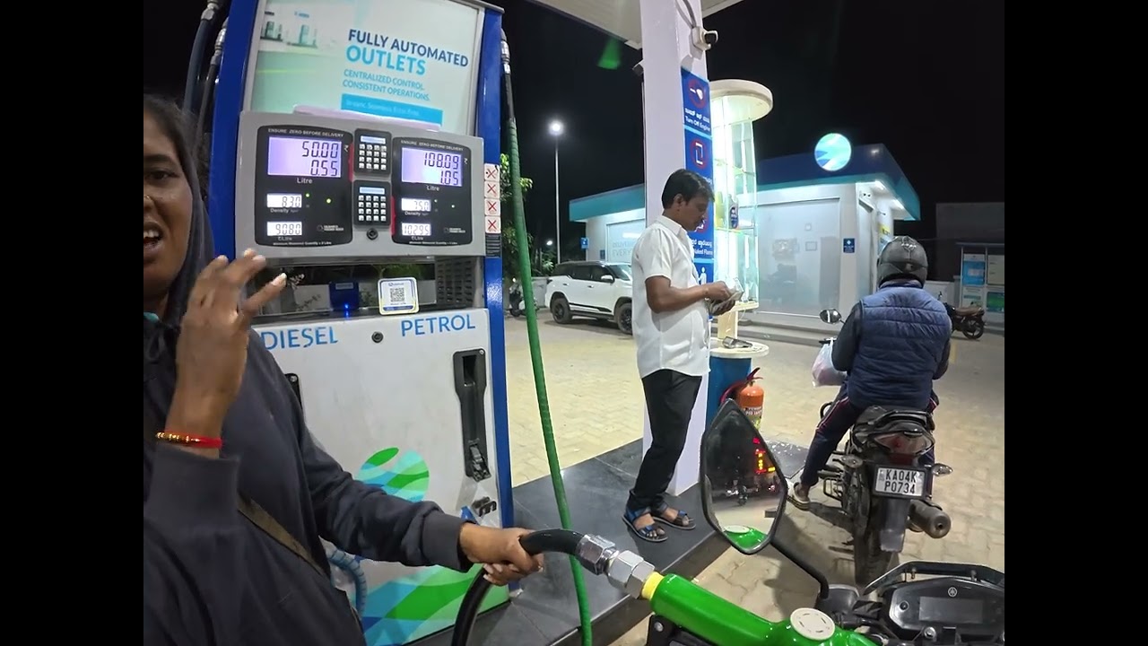 Full up!public reaction #bikelife #explorebybike #ytbuddies #ytbuddies #yt #motovlog #shortsfeed 