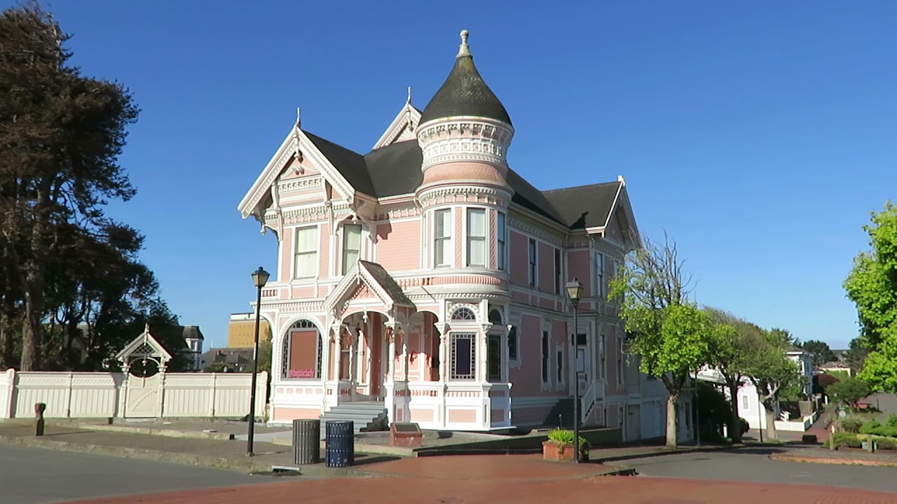 Carson Mansion and Pink Lady - Old Town, Eureka, California