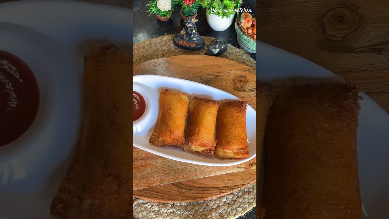 Cheesy Bread Paneer Pockets😋#breadrecipe #bread #breadsnacks #trending #shorts #paneer
