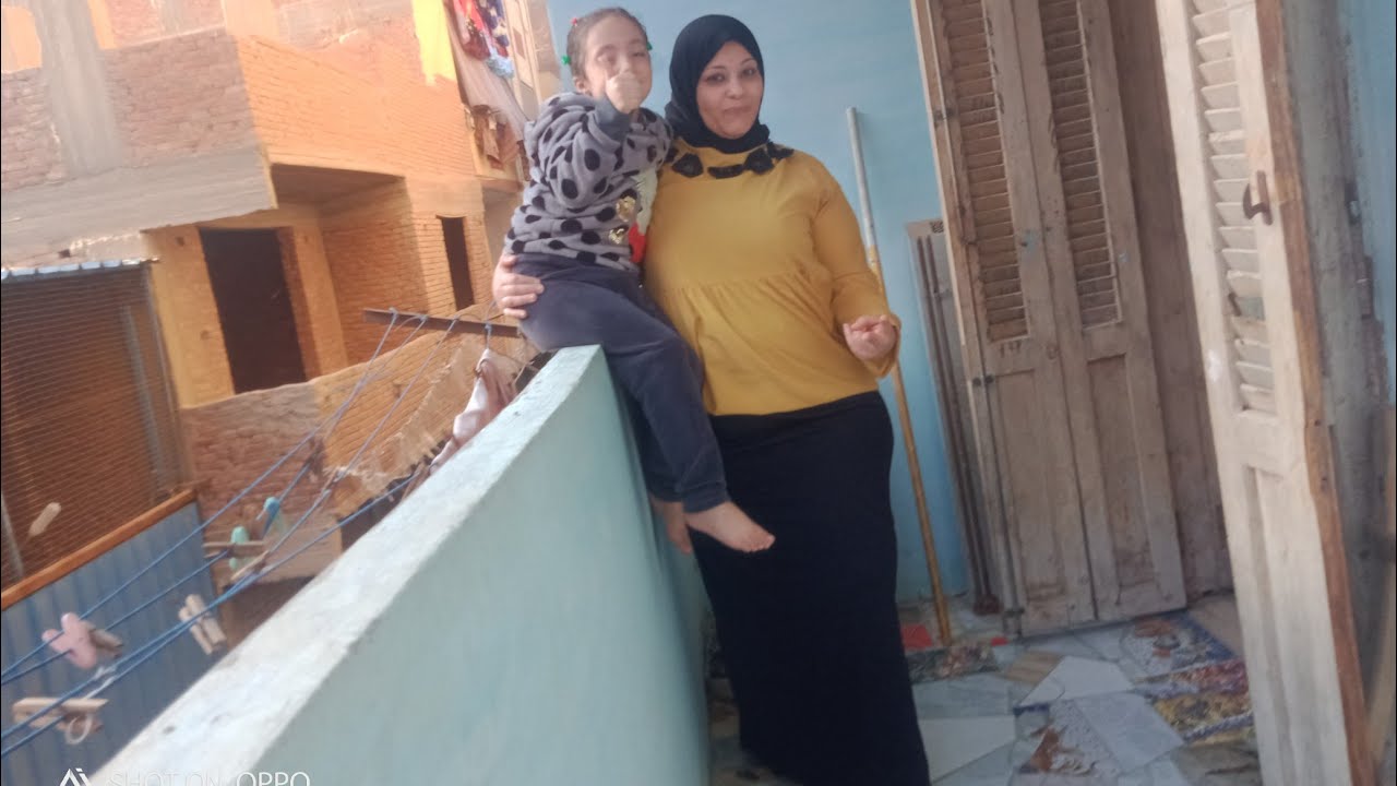 كل سنه وانتي طيبه يا امي انتي وكل ام ف كل الدنيا
