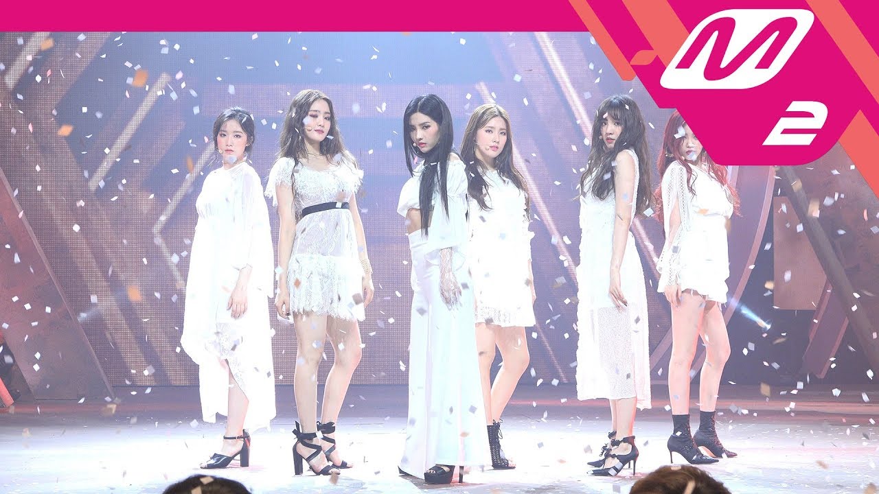 [MPD직캠] (여자)아이들 직캠 4K ‘한(-)(HANN)’ ((G)I-DLE FanCam) | @MCOUNTDOWN_2018.8.23