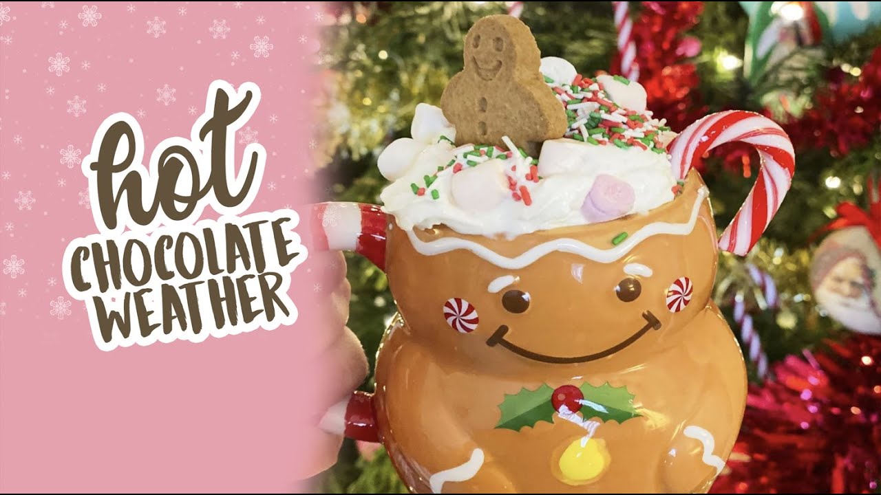 The Hot Chocolate Bar is now up! | Vlogmas 2022