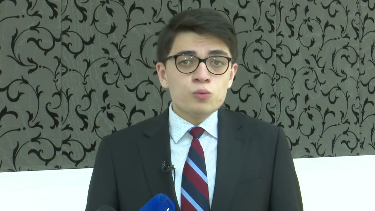 Азизчон Азими дар бораи зехни сунъи