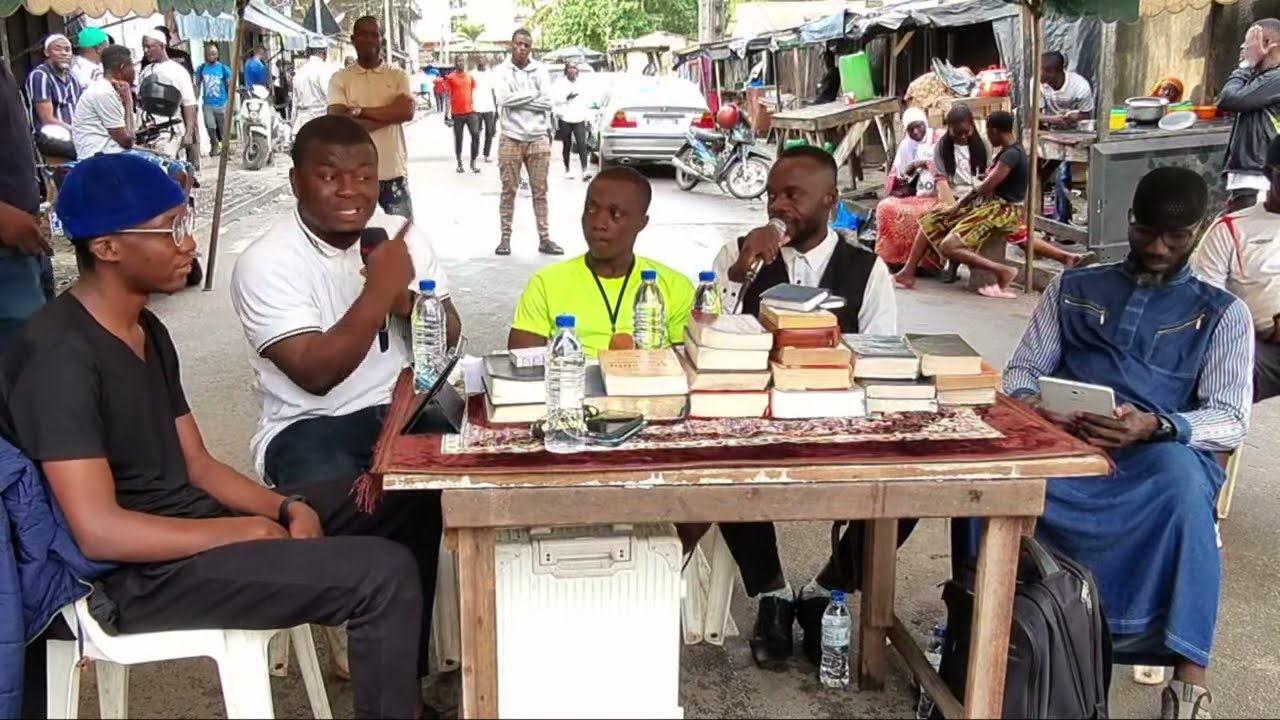 Suivez le débat très engagé et éducatif