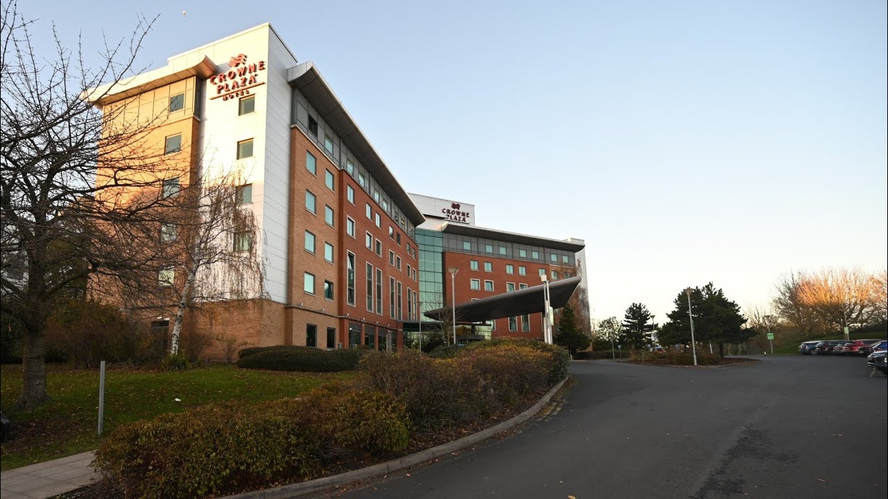 The Walk from the Crowne Plaza to the NEC.
