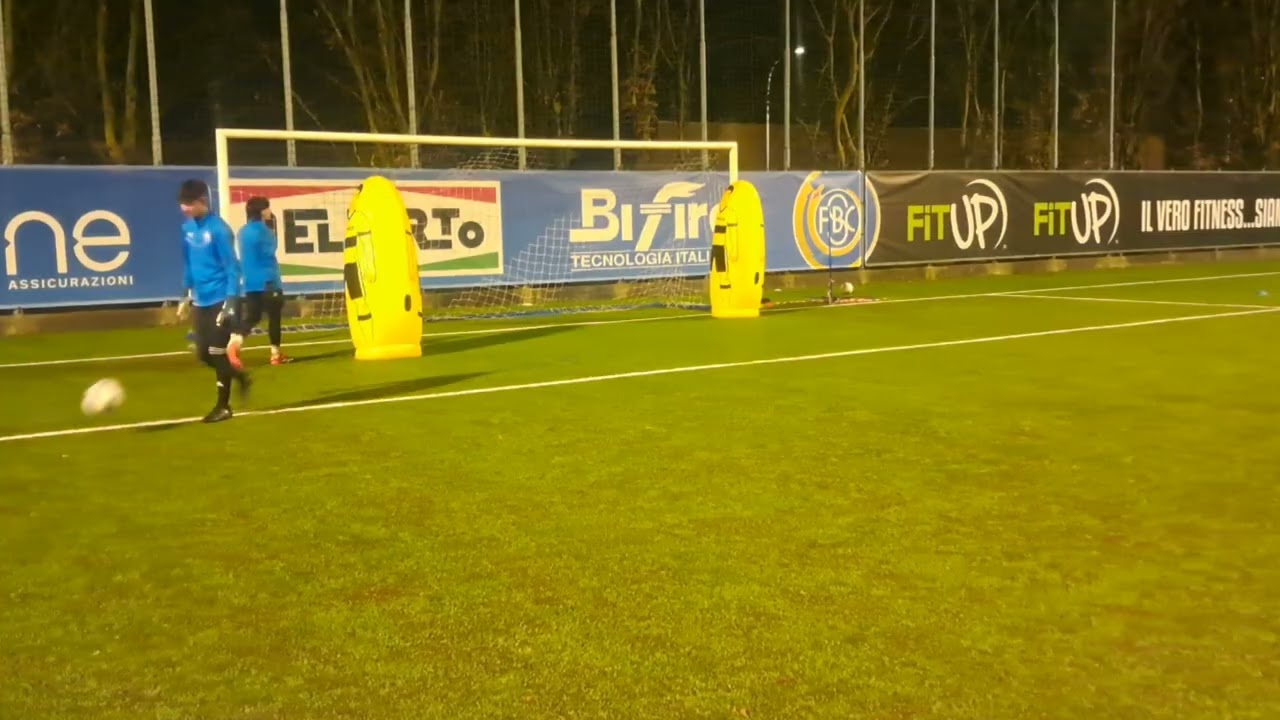 Chiusure primo palo..diagonali sperimentiamo #goalkeeper 