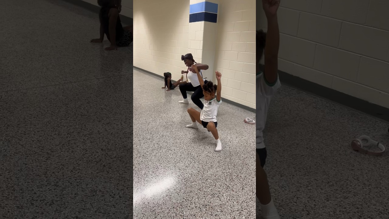 Move like ya mama girl‼️ #labkidz #shorts #majorette