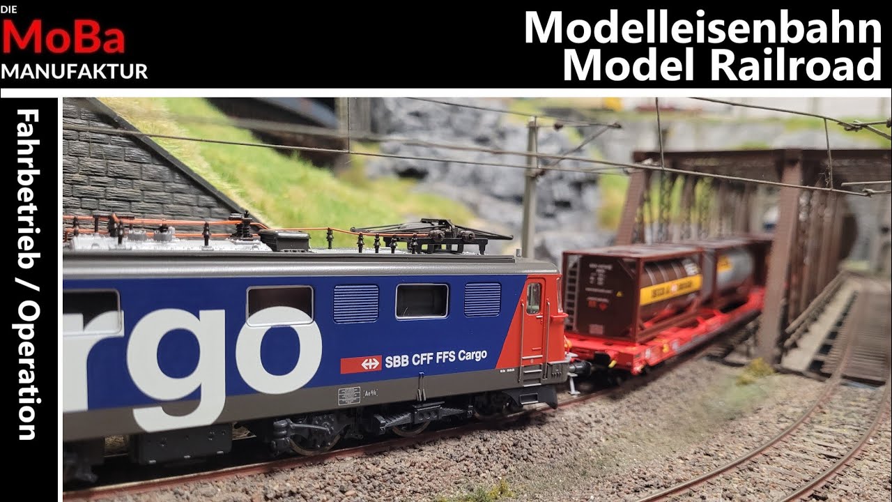 Modelleisenbahn H0 - LETs PLAY Zugfahrten mit schweizer Loks und Wagen auf der Anlage Roco Beilhack
