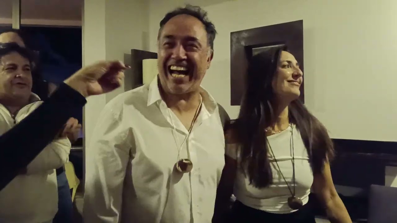 Feliz cumpleaños te desea el mariachi acompañado de tu familia y amigos 🎉🎊🥳🎂