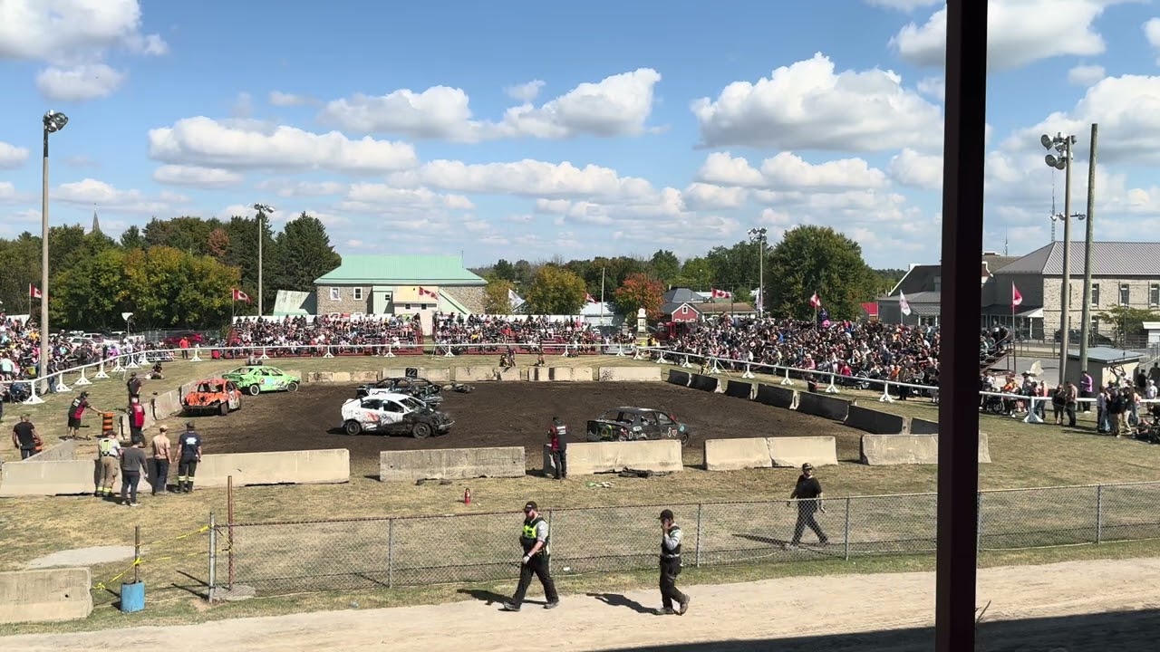 Spencerville fair demolition Derby heat two of four cylinders