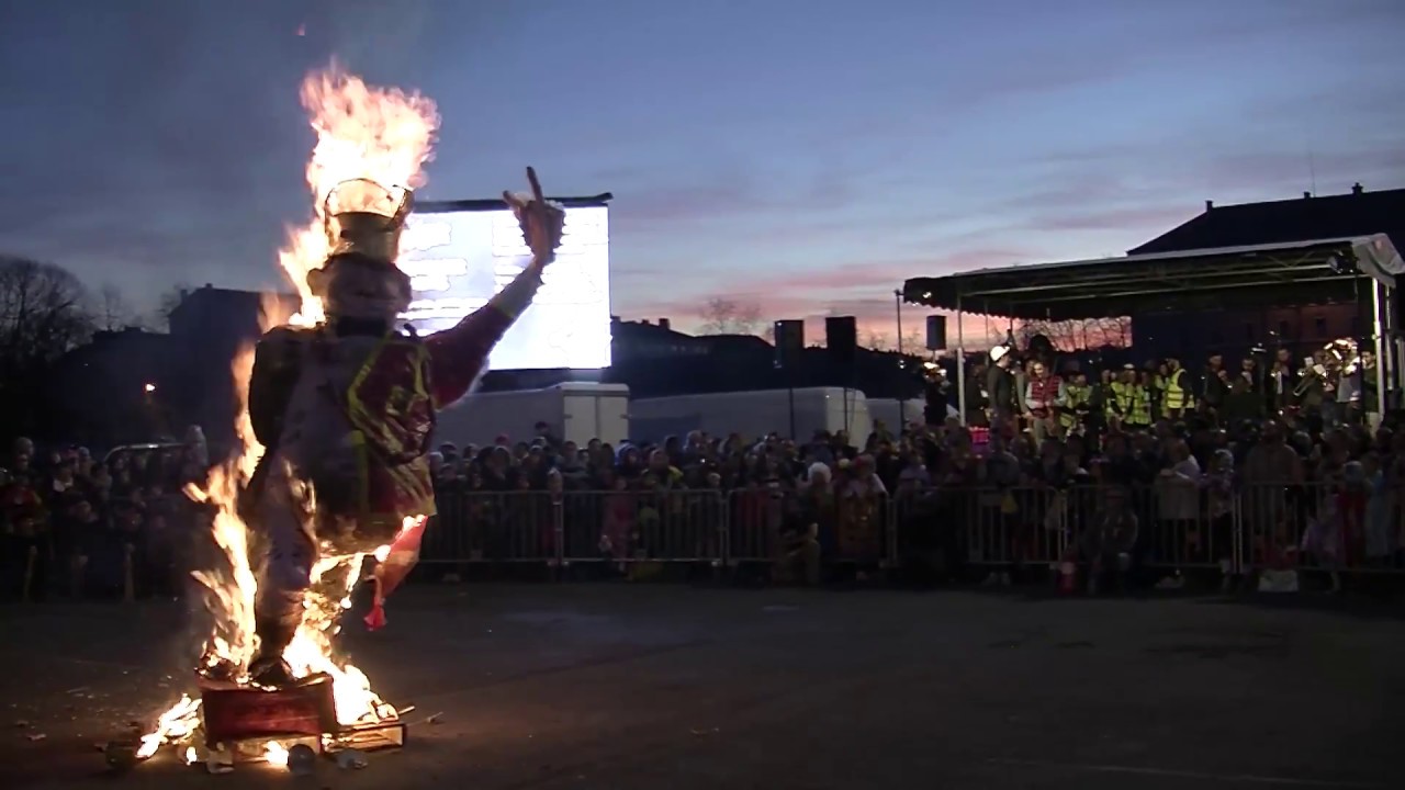 Lo gran passacarrèra / Le grand défilé – Carnaval Biarnés [2017]