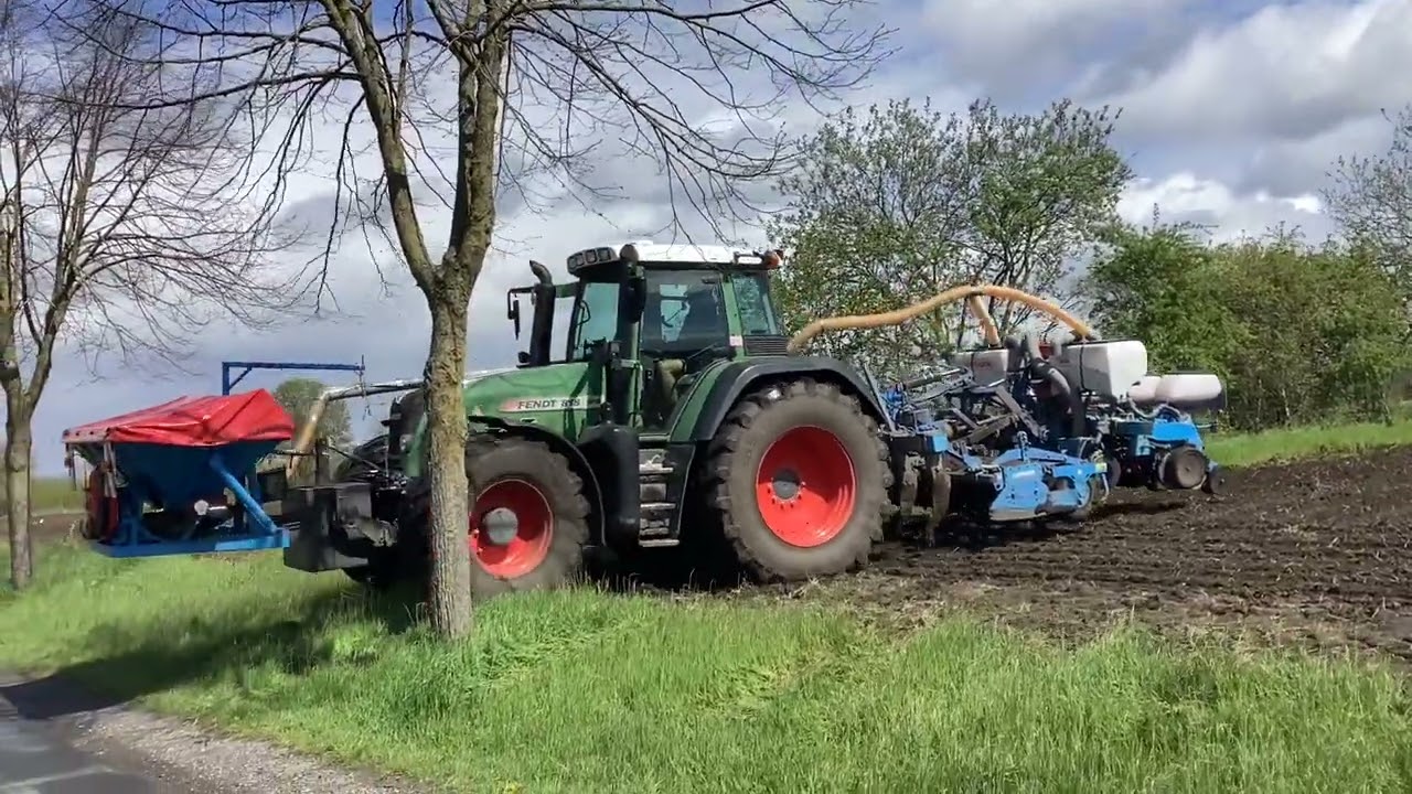 Fendt 818 Vario beim Maislegen 🌽