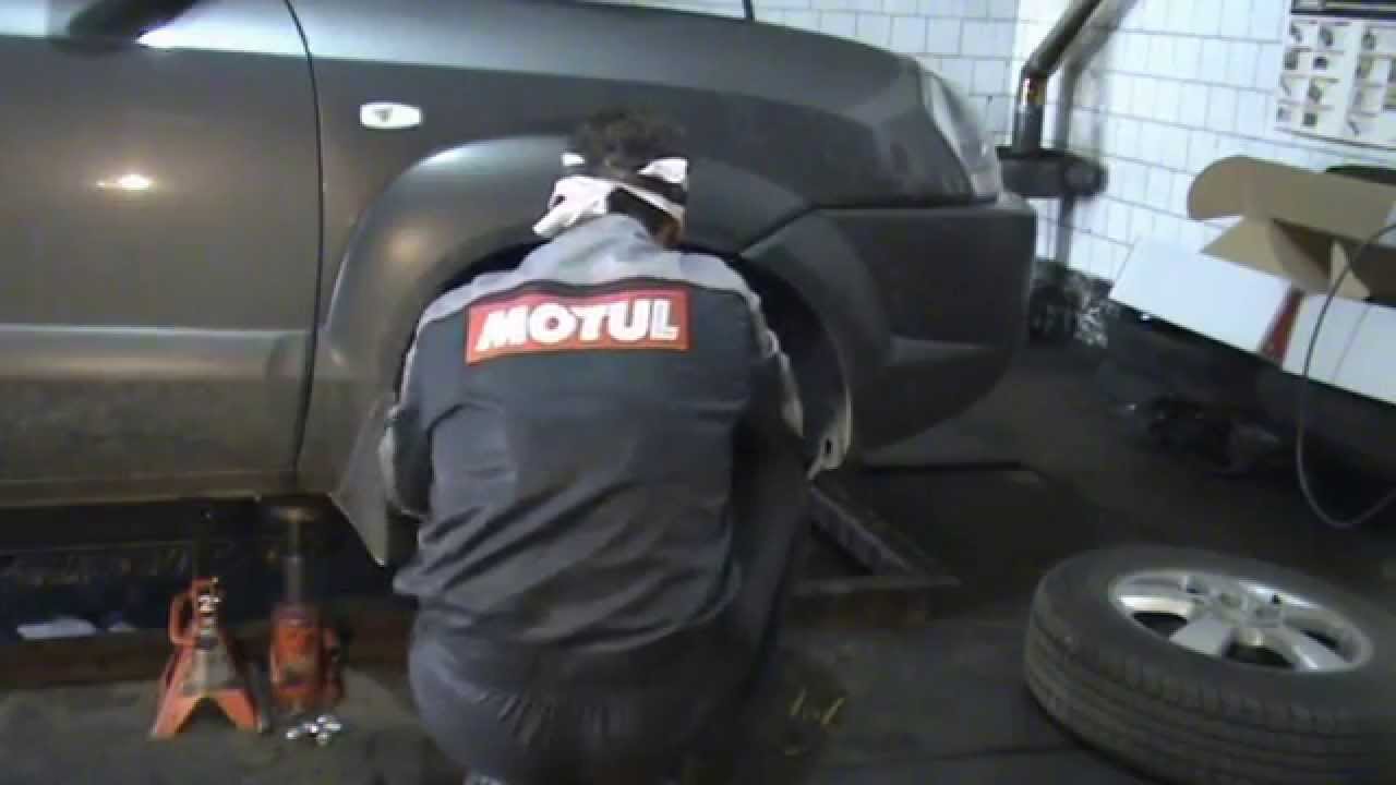 Замена стоек Hyundai Tucson