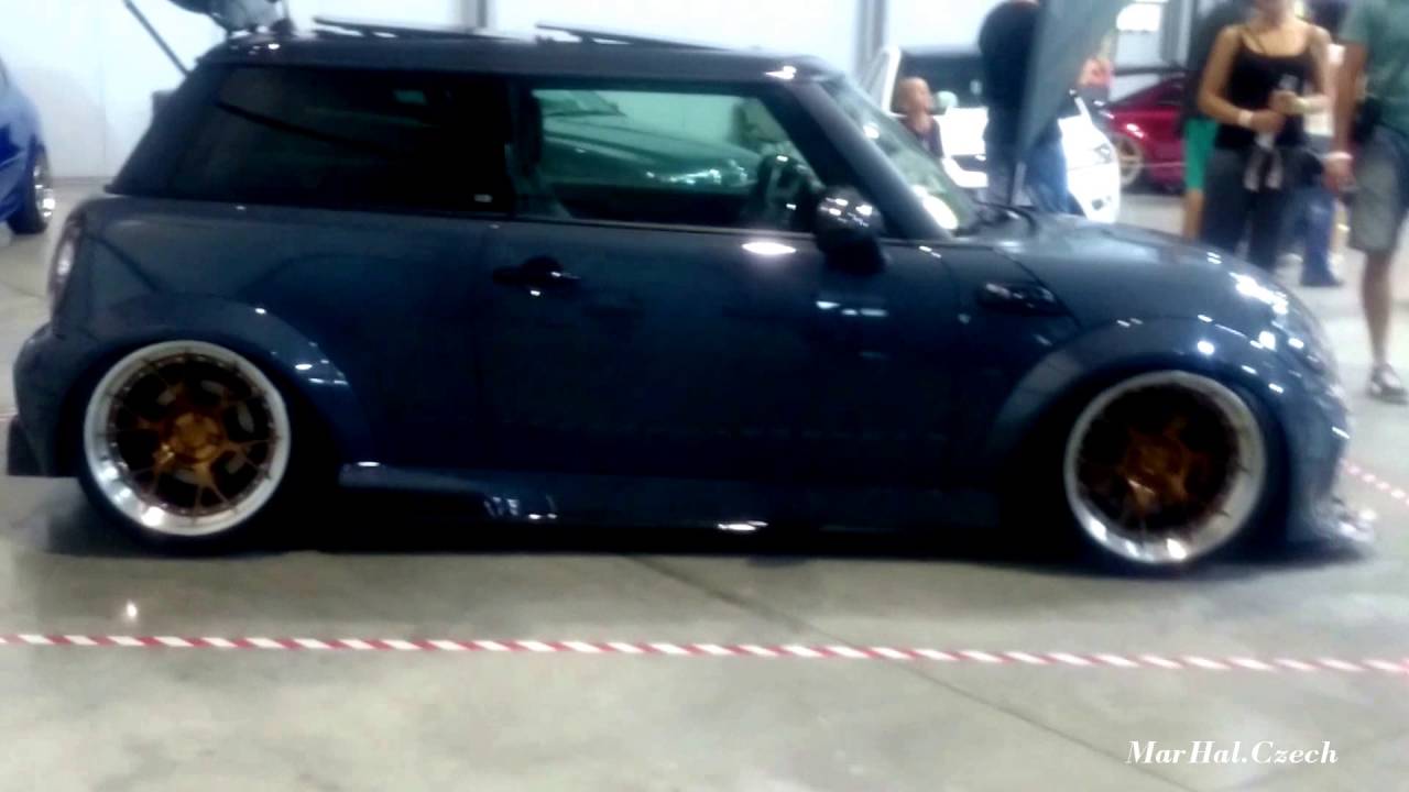 MINI COOPER TUNING - INTERNATIONAL PRAGUE CAR FESTIVAL
