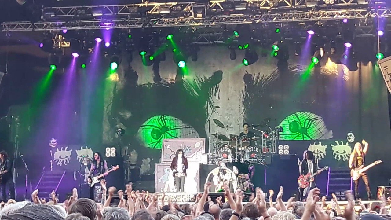 Alice Cooper - Pain/He's Back (The Man Behind The Mask) Live At Gröna Lund - 2017-07-27