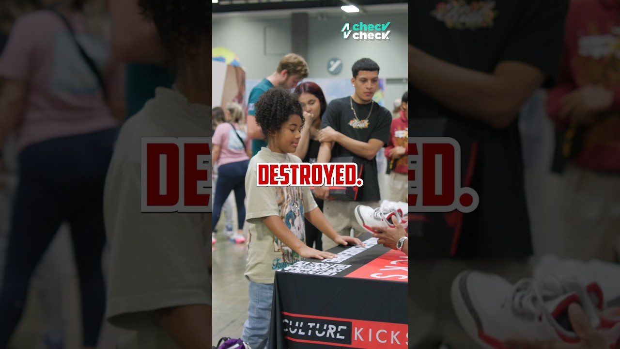 Jordan 1 Retro High FAKE Caught At Sneaker Con! #fypage #funny #viral #yt #comedy #prank