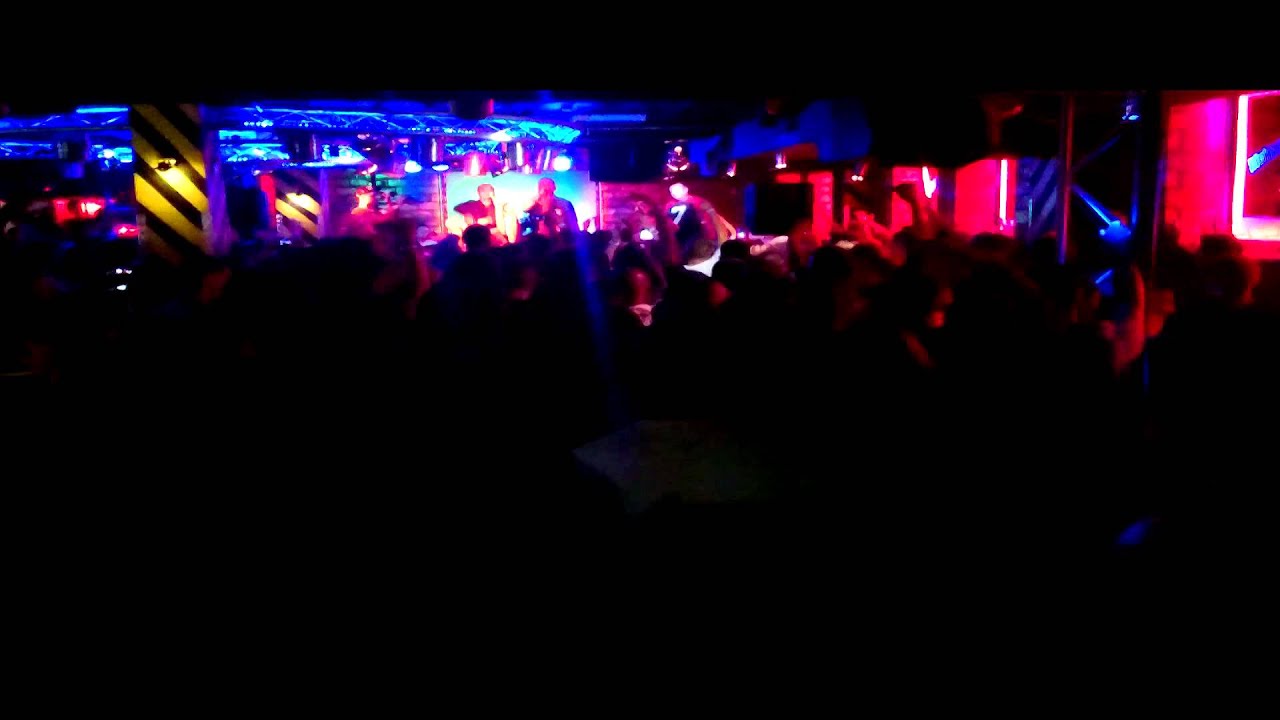 KONCERT DDK P56/MIEJSKI SORT  - KOCHAM ŻYCIE  LIVE  (REMONT ,ZŁOTA PŁYTA DIX37) MUZ.MAUPA