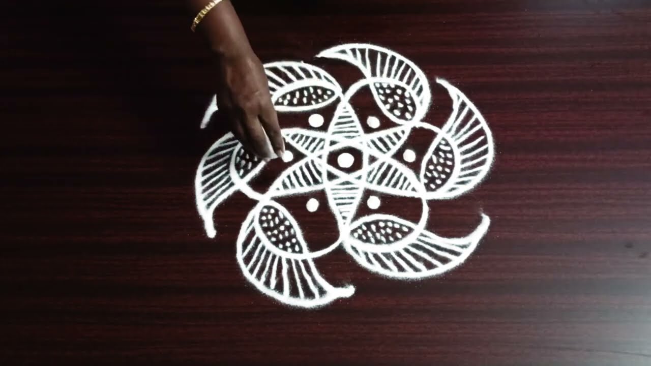 3 dots kolam | daily kolam | simple and easy rangoli | muggulu | रंगोली | Rovi Rangoli |