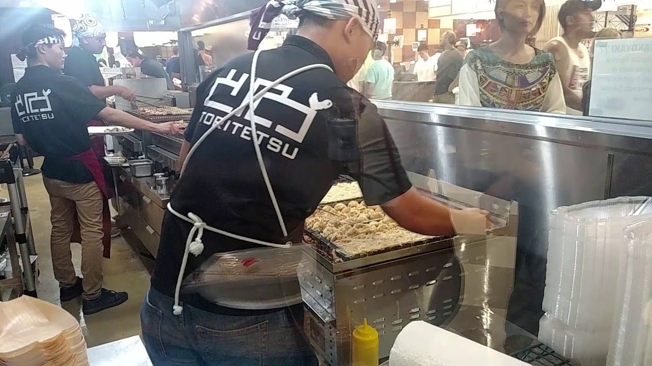 Toritetsu chef at Mitsuwa, Chicago