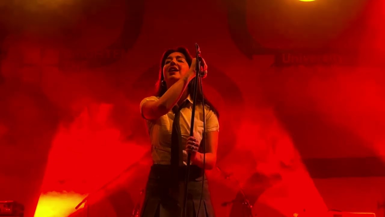 The Mysterines - Sink Ya Teeth [Live]  15 06 24