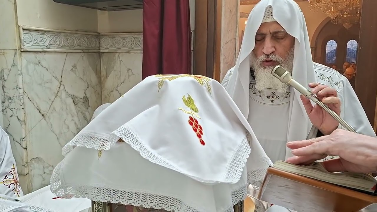 القداس الإلهى  القمص  رافائيل آفا مينا