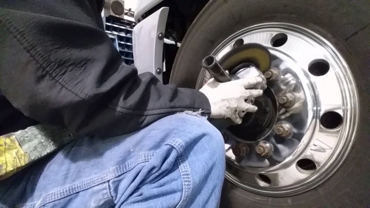 Renegade RV aluminum rim how to polish