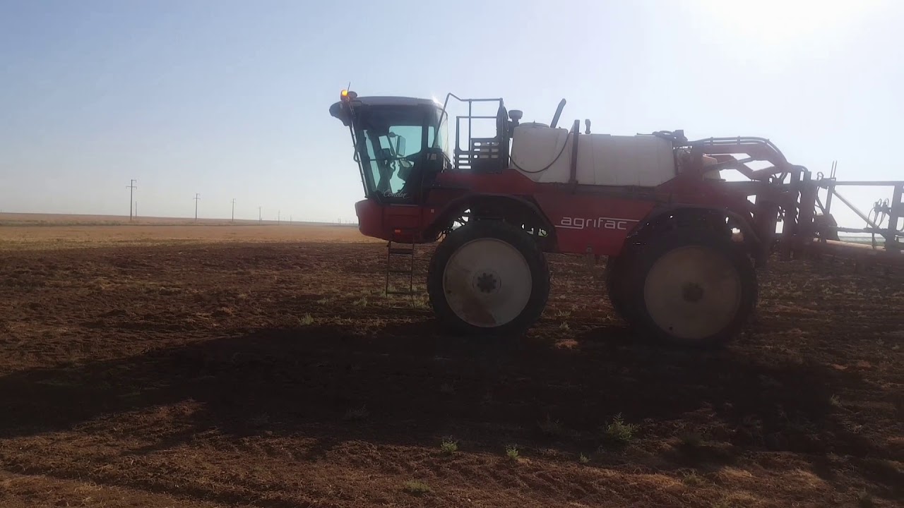 Agrifac kendi yürür ilaçlama makinası