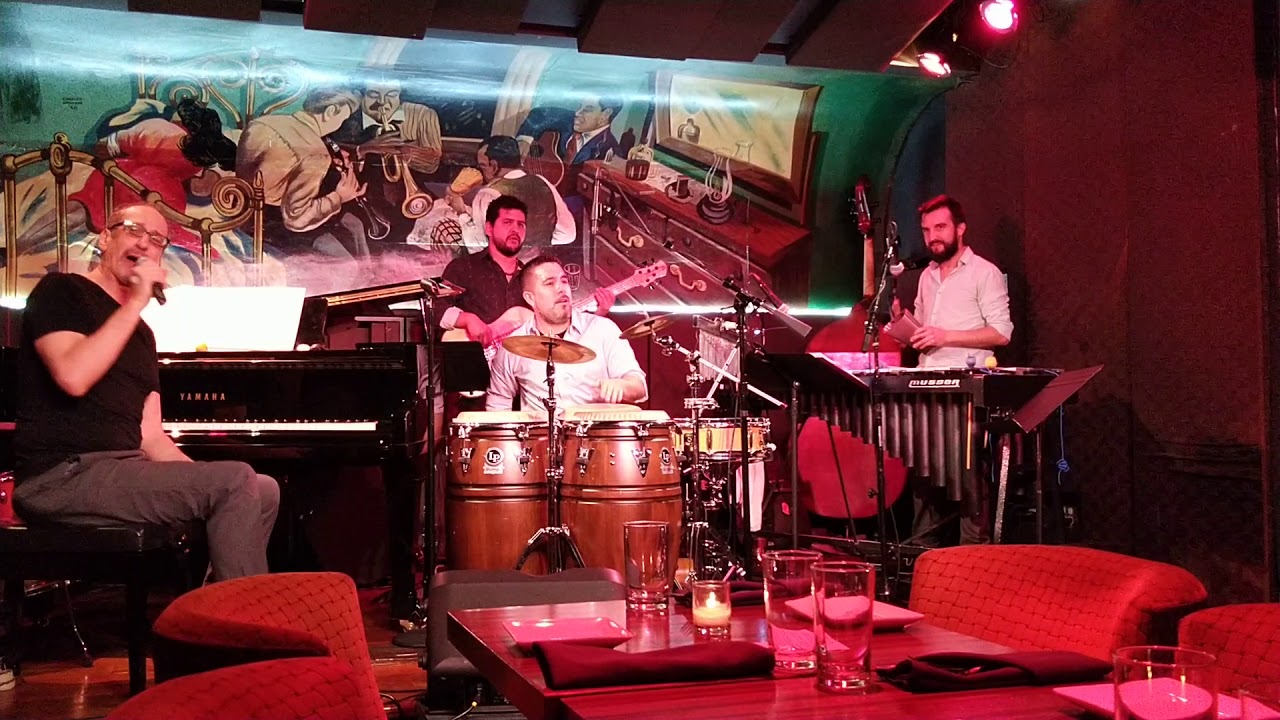 Hector Martignon performance at Mintons