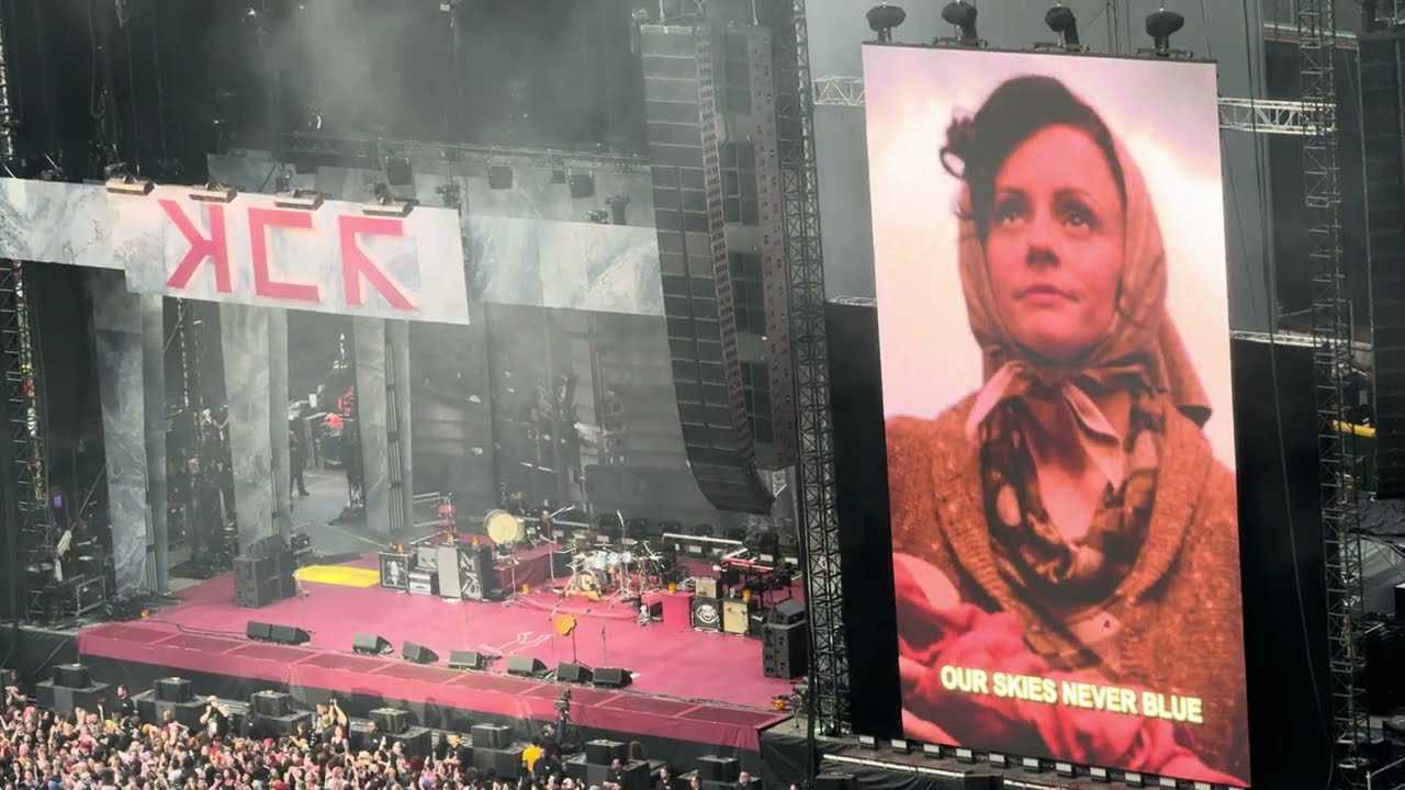 My Chemical Romance ~ 000 Draag National Anthem ~ 07-11-2025 live at T-Mobile Park in Seattle, WA